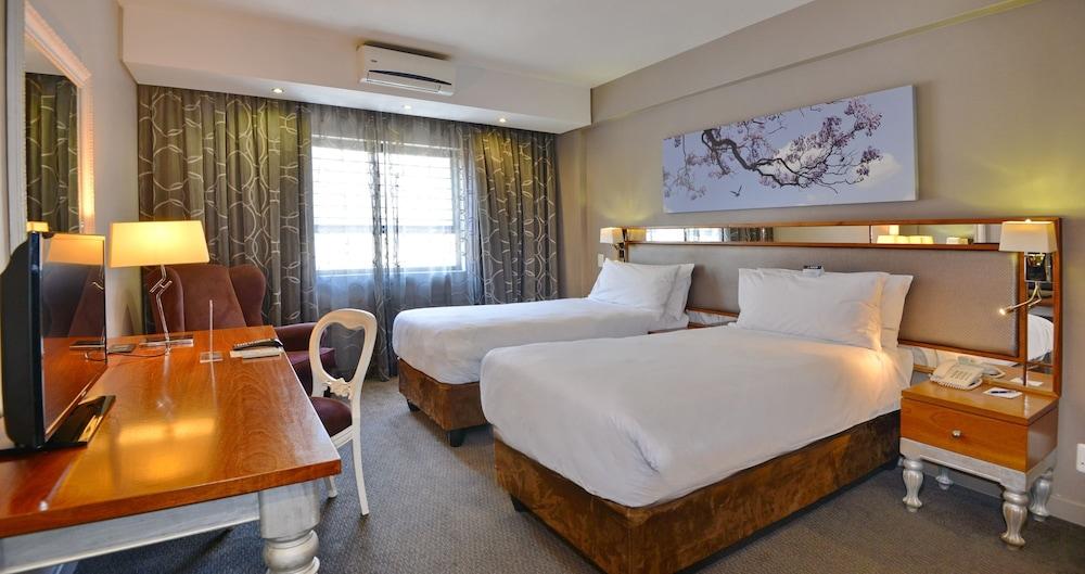 Fortis Hotel Manor Pretoria-Noord Exteriör bild