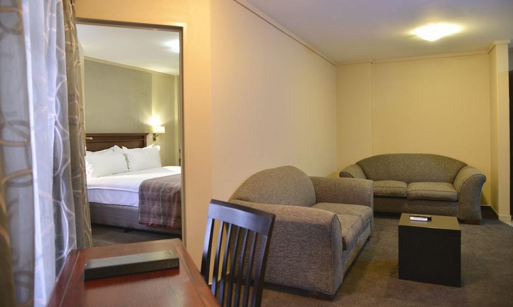 Fortis Hotel Manor Pretoria-Noord Exteriör bild