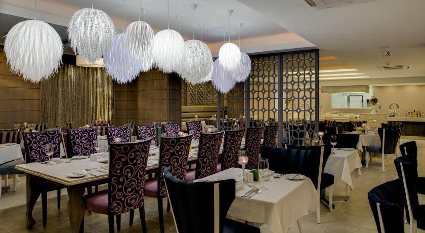 Fortis Hotel Manor Pretoria-Noord Exteriör bild